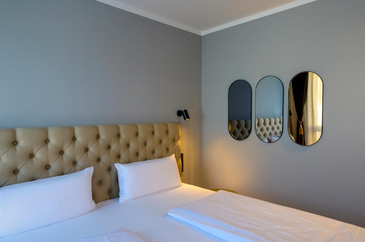 Nikii City Hotel Леверкузен Екстериор снимка
