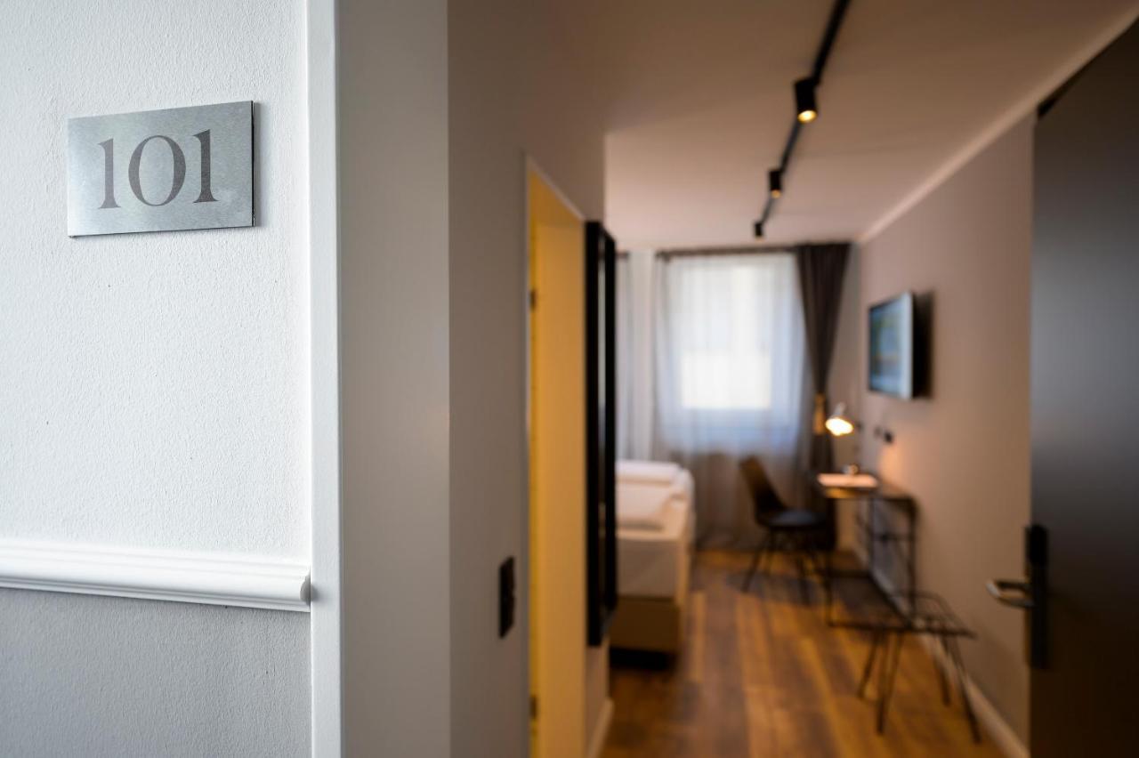 Nikii City Hotel Леверкузен Екстериор снимка