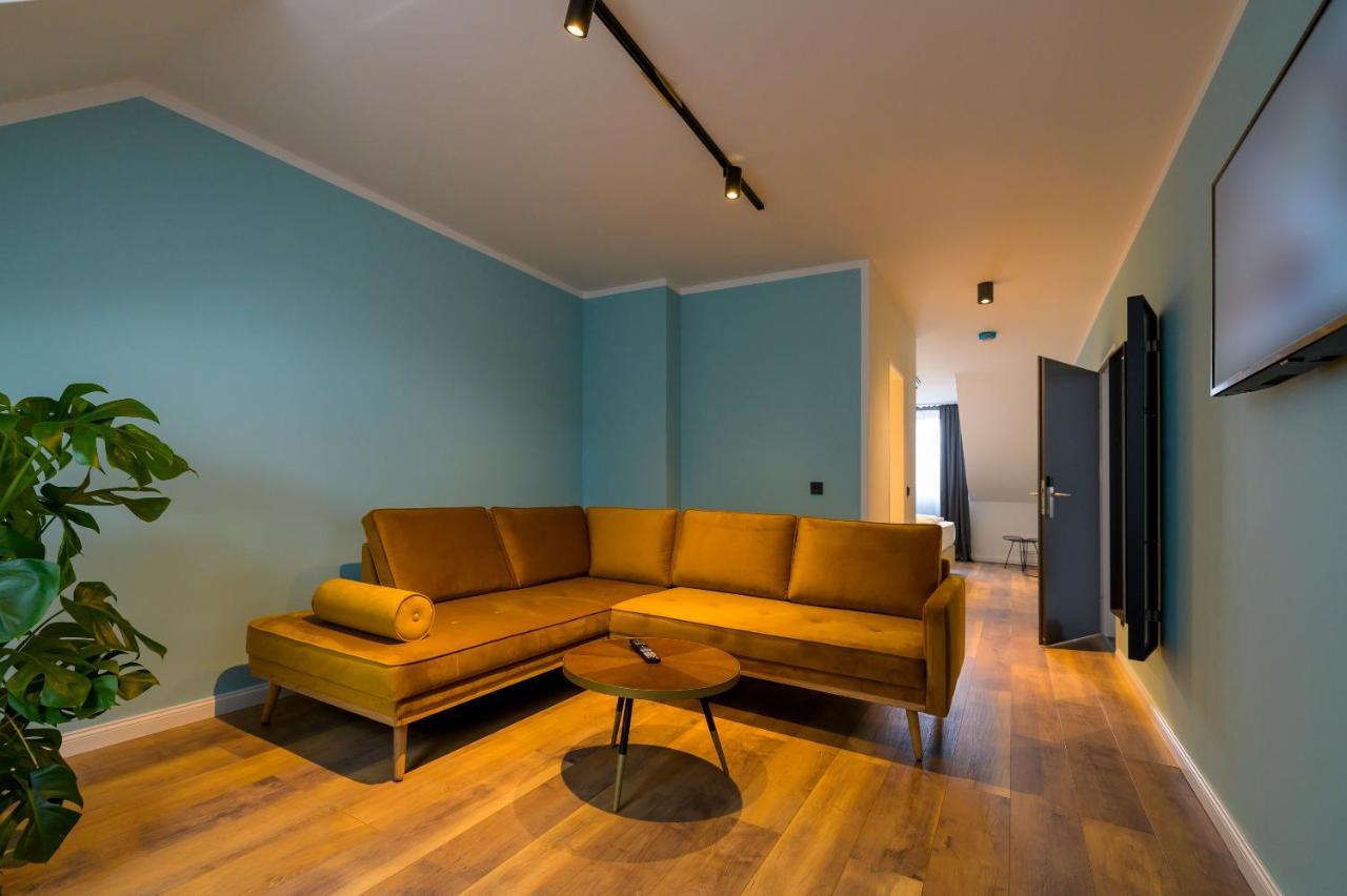 Nikii City Hotel Леверкузен Екстериор снимка