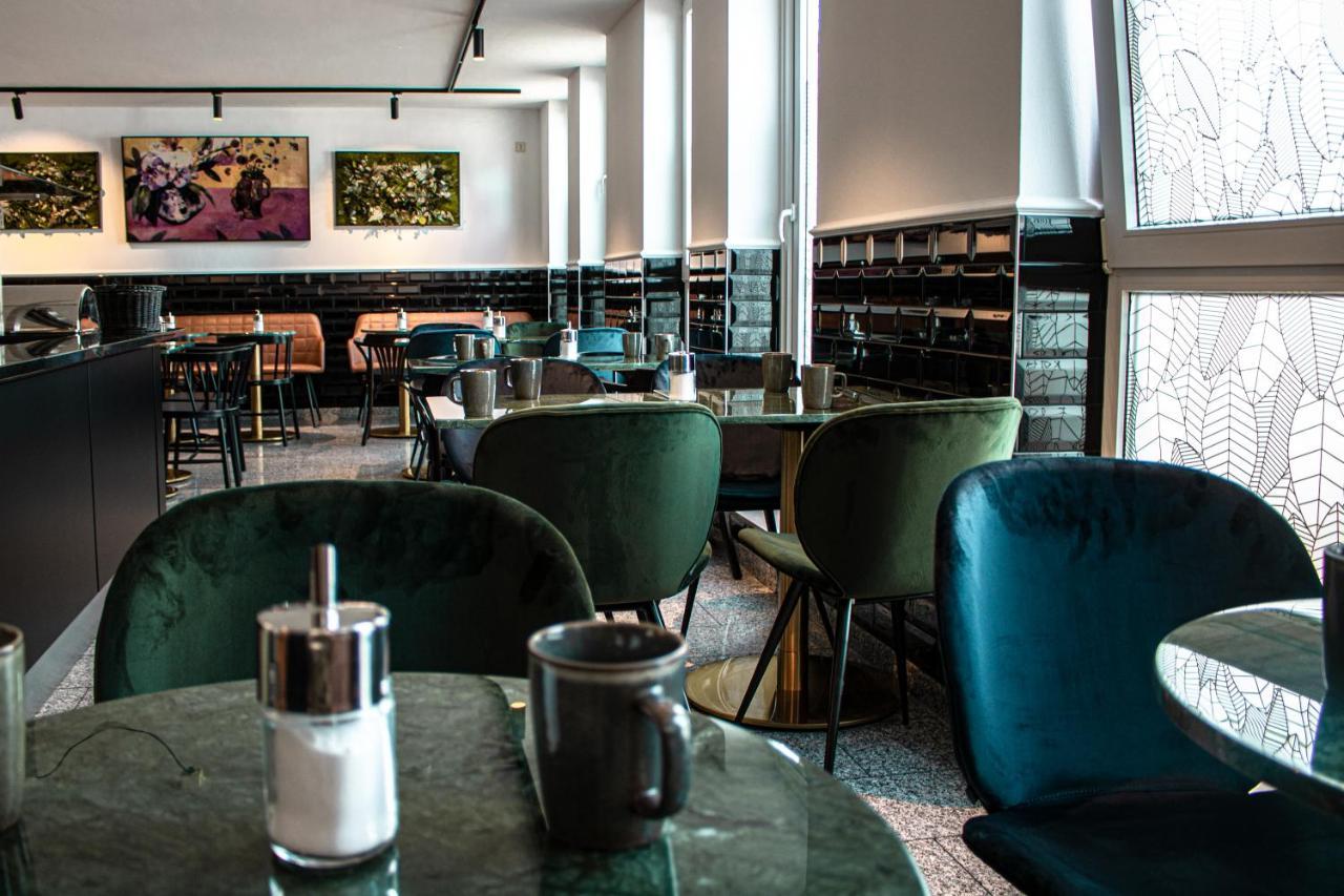 Nikii City Hotel Леверкузен Екстериор снимка
